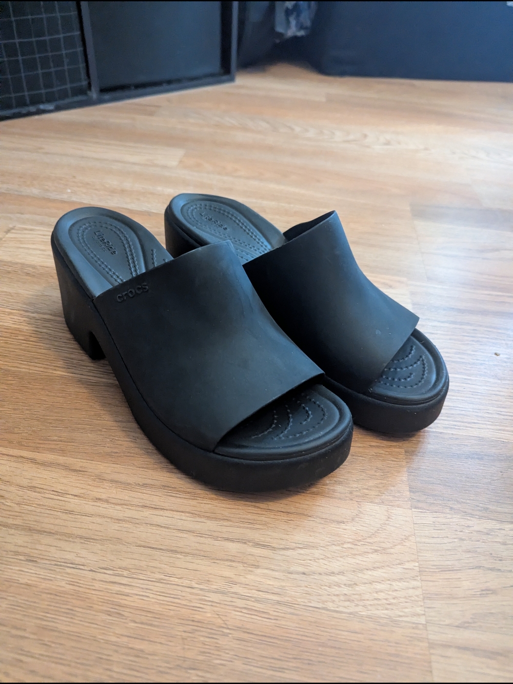 CROCS Brooklyn Black Platform Slide Clogs